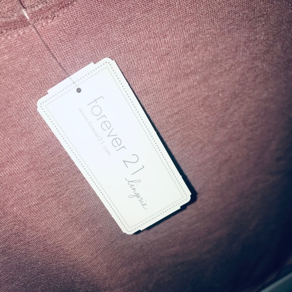 Forever 21 Crop Top - Picture 2 of 3